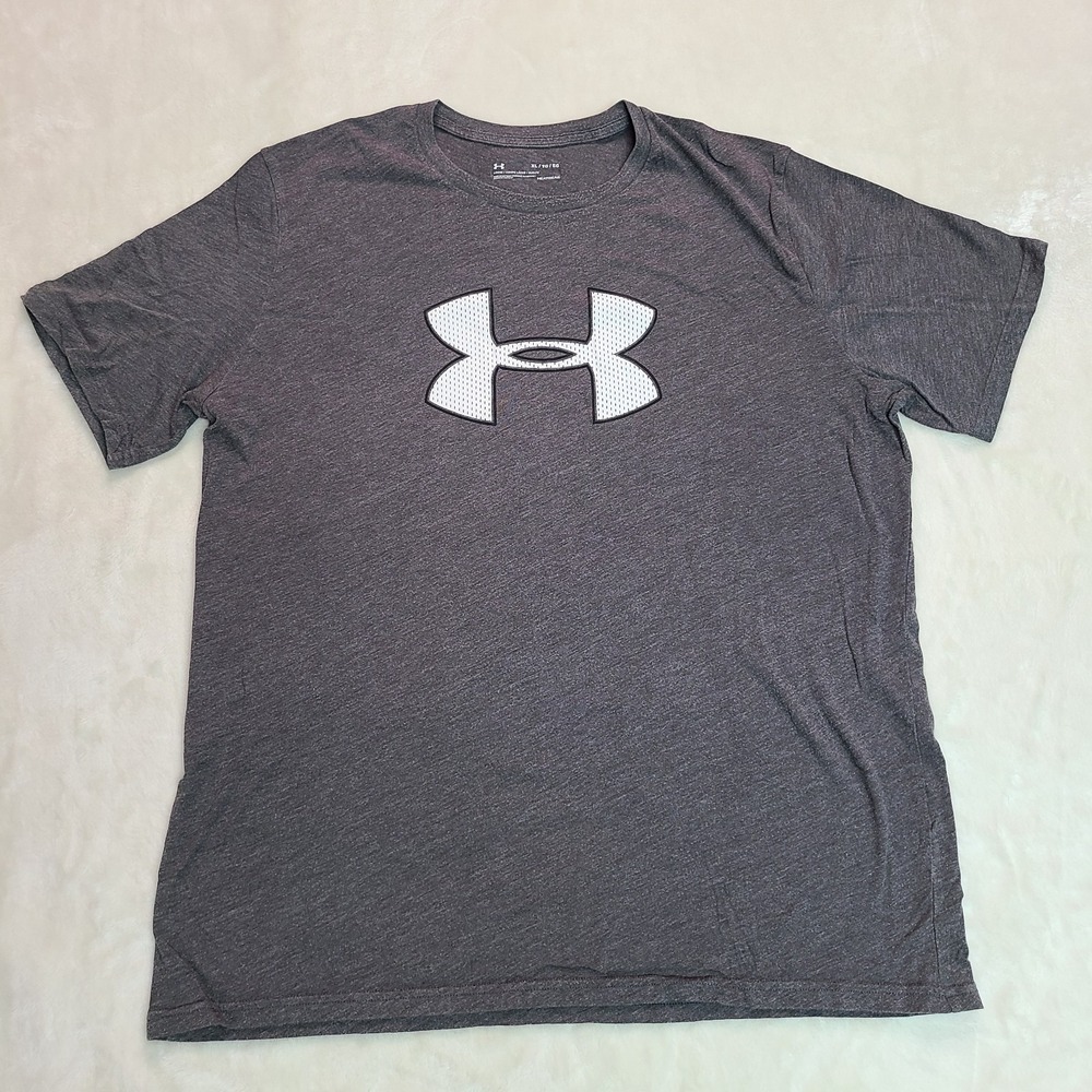 Under Armour Logo Shirt Mens T Shirt XL Short Sleeve  Heat Gear Loose Fit Casual